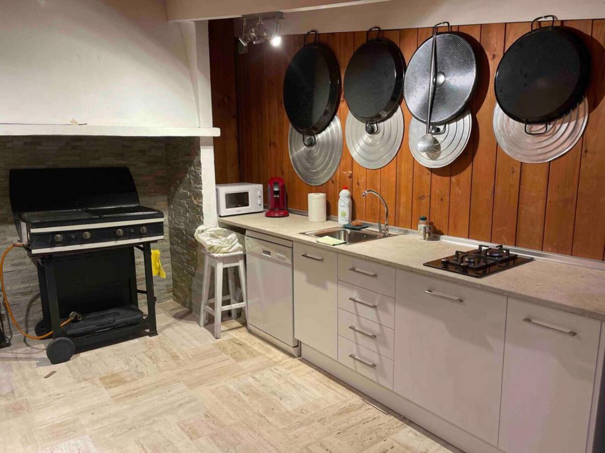 1 Habitacion Con Bano Privado Frente A La Piscina, Maximo Para 4 Personas, No Es La Casa Completa,1Cama Y 1 Sofa-Cama San Vicente Raspeig Eksteriør billede